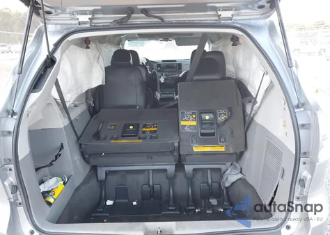 2011 Toyota Sienna Se from USA, damaged, VIN 5TDXK3DC9BS161915